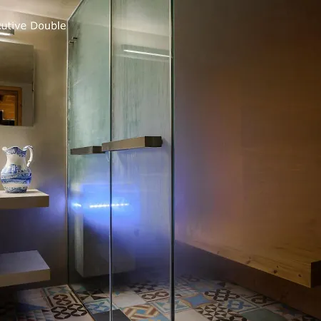 Moreas Peak Lägenhetshotell