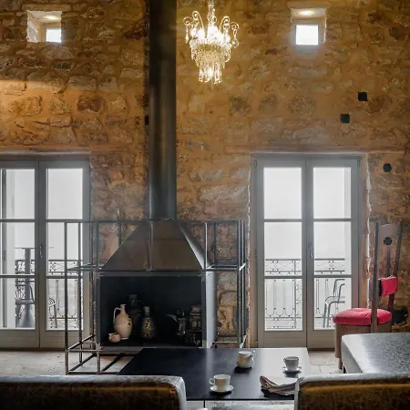 Moreas Peak Aparthotel