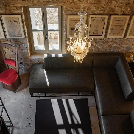 Moreas Peak Magouliana