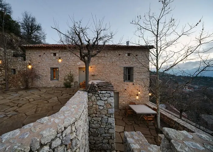 Moreas Peak Lejlighedshotel 4*