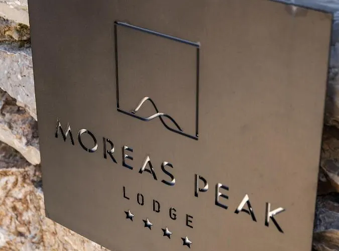 Lejlighedshotel Moreas Peak Magouliana