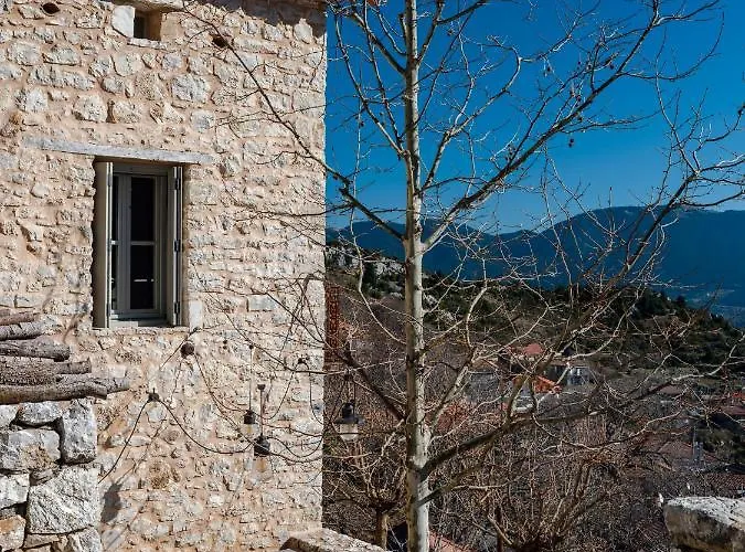 Moreas Peak Lejlighedshotel